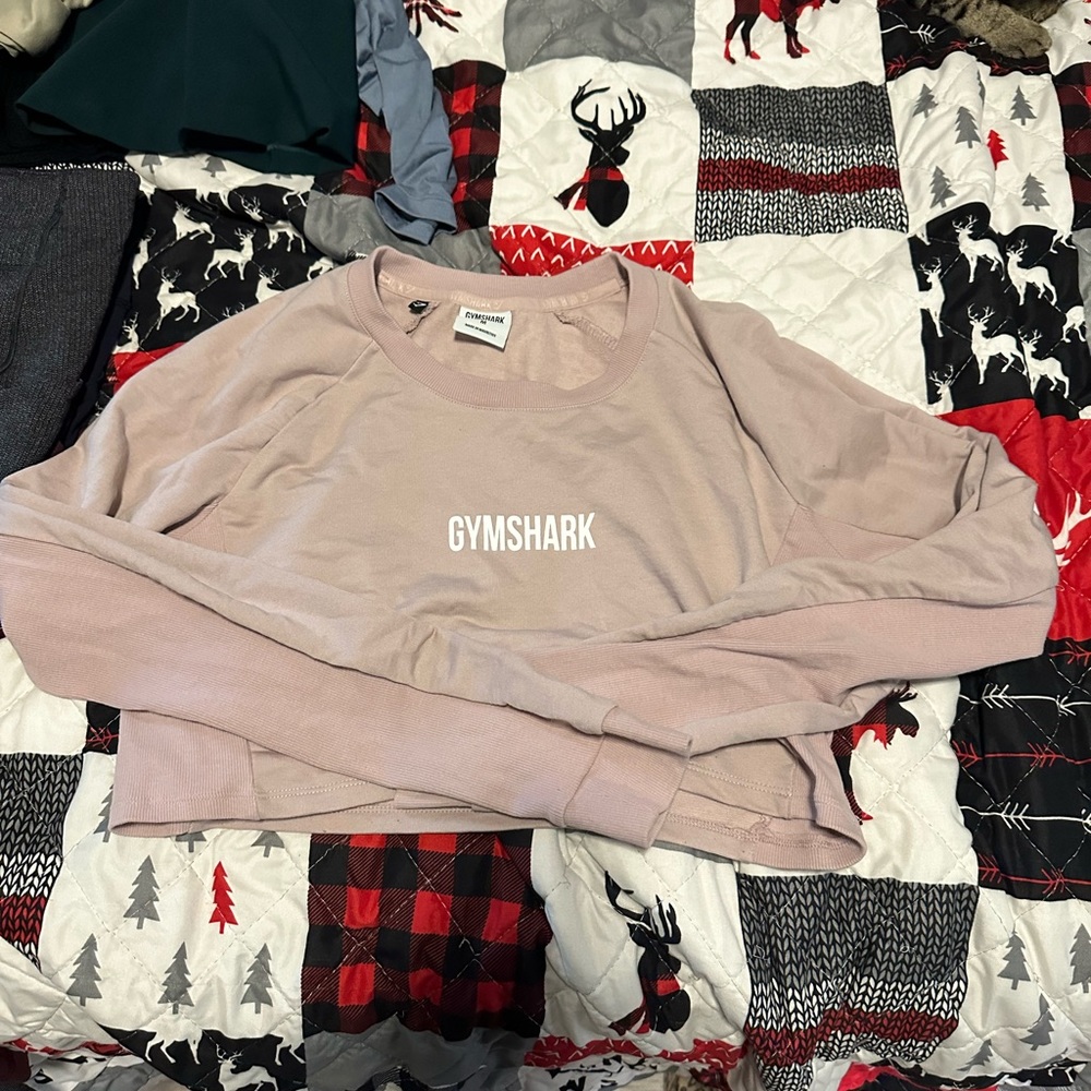 Gym shark long sleeve thin sweater